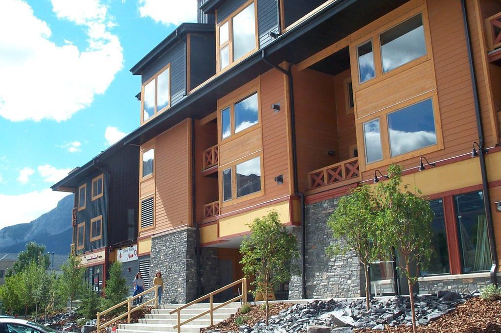 Canmore Crossing Екстер'єр фото